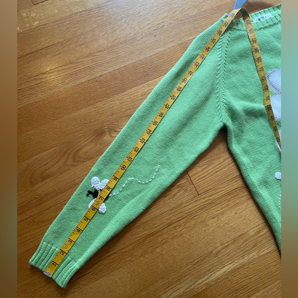 Quacker Factory Green Sweater with Floral and Bee Design Cotton Ramie Sz M - Picture 8 of 8